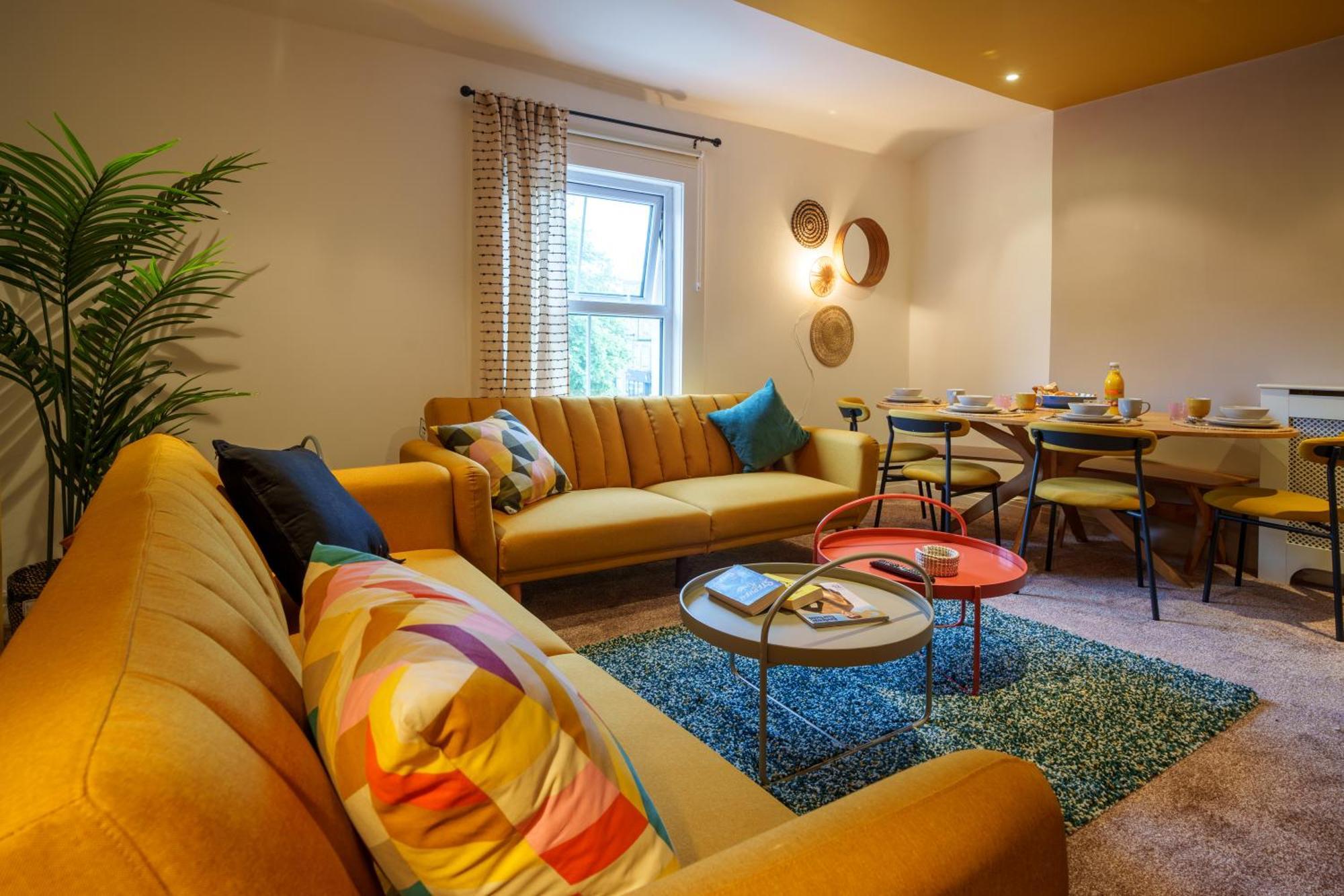 Stay With Airhgt @ Luxe Apartment In Central Harrogate Bagian luar foto