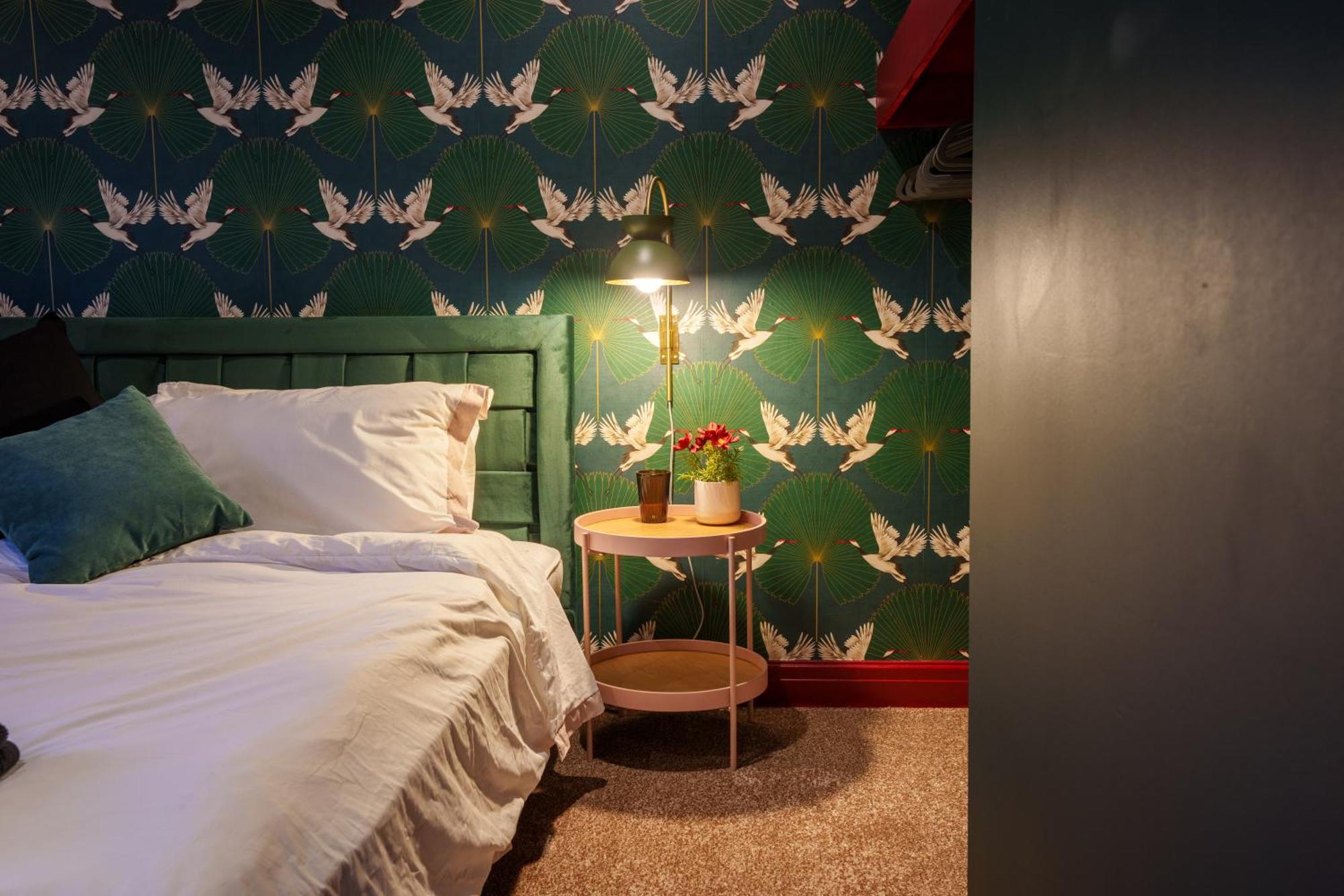 Stay With Airhgt @ Luxe Apartment In Central Harrogate Bagian luar foto
